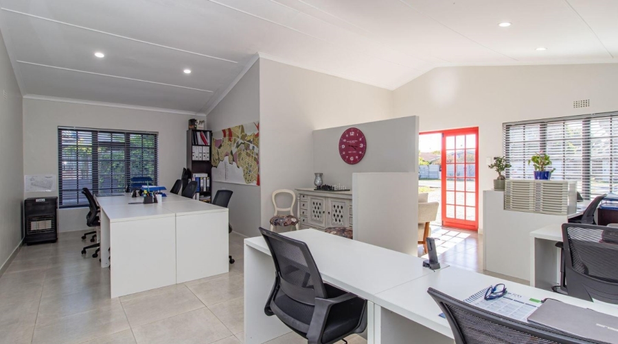 1 Bedroom Property for Sale in Sandbaai Western Cape